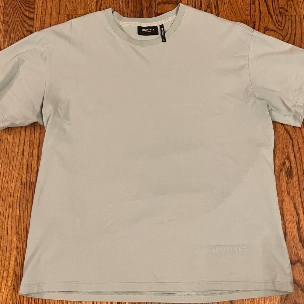 Essentials T-shirt